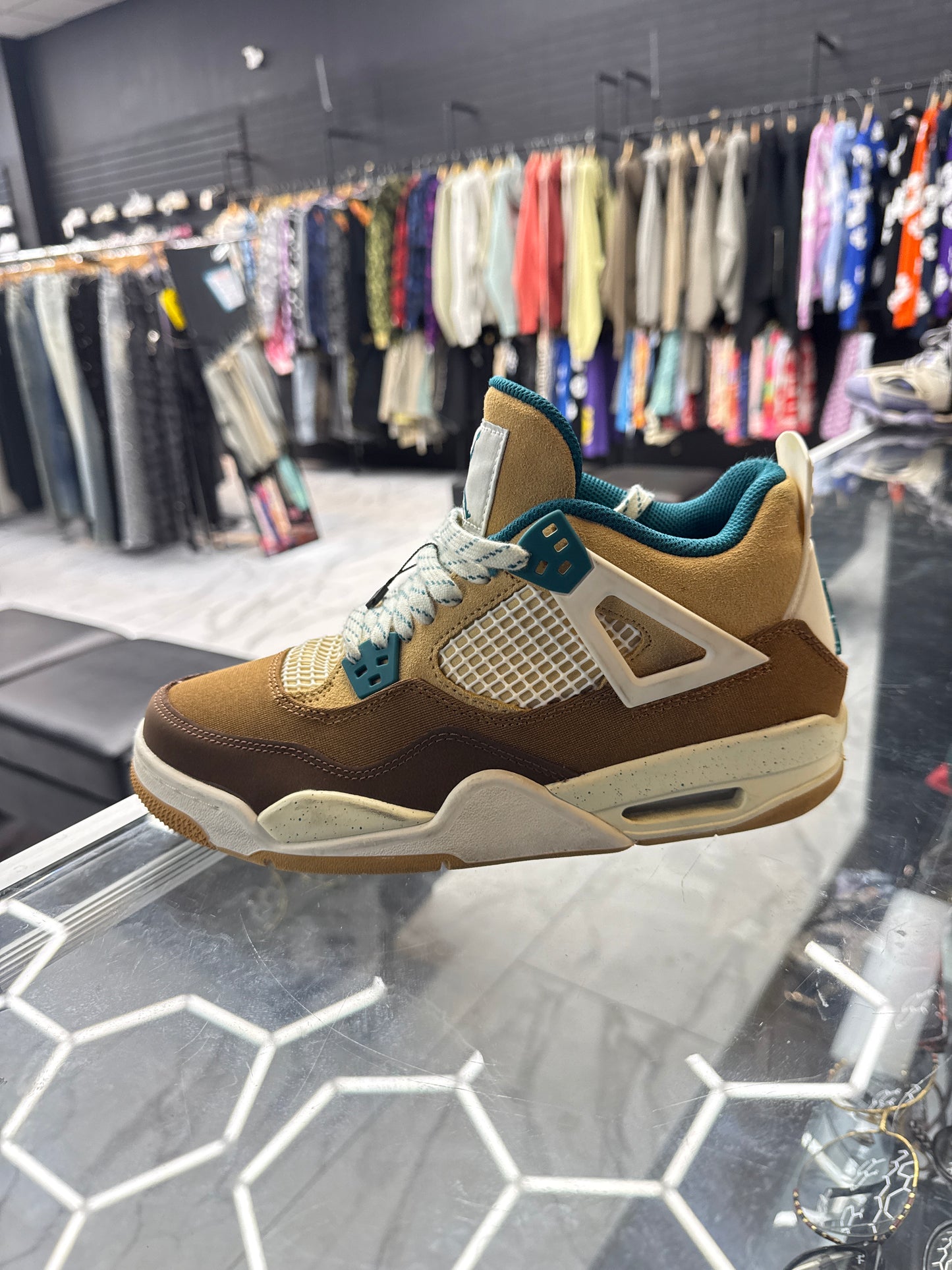 Air Jordan 4 “Cacao Wow” USED NO BOX