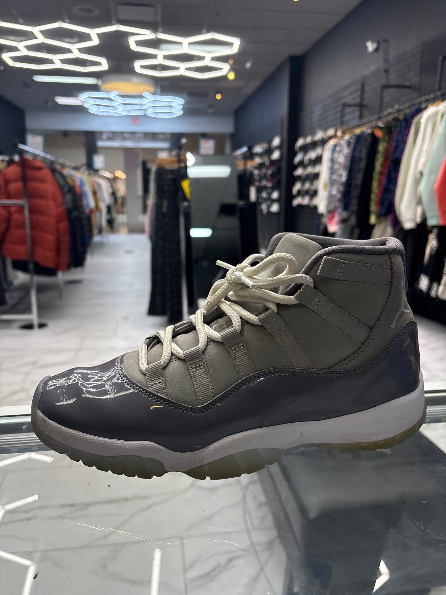 Jordan 11 Cool Grey USED WITH BOX