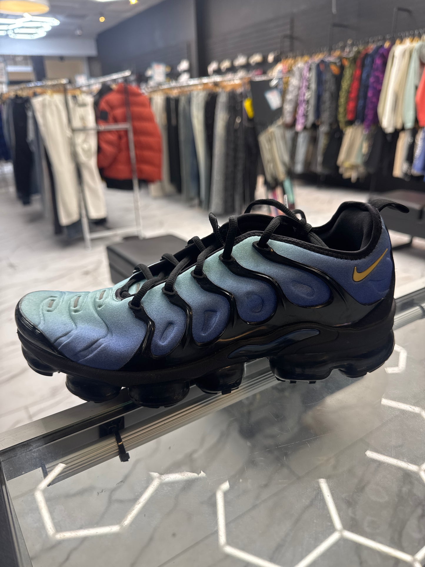 Vapor Max Hyper Blue Used