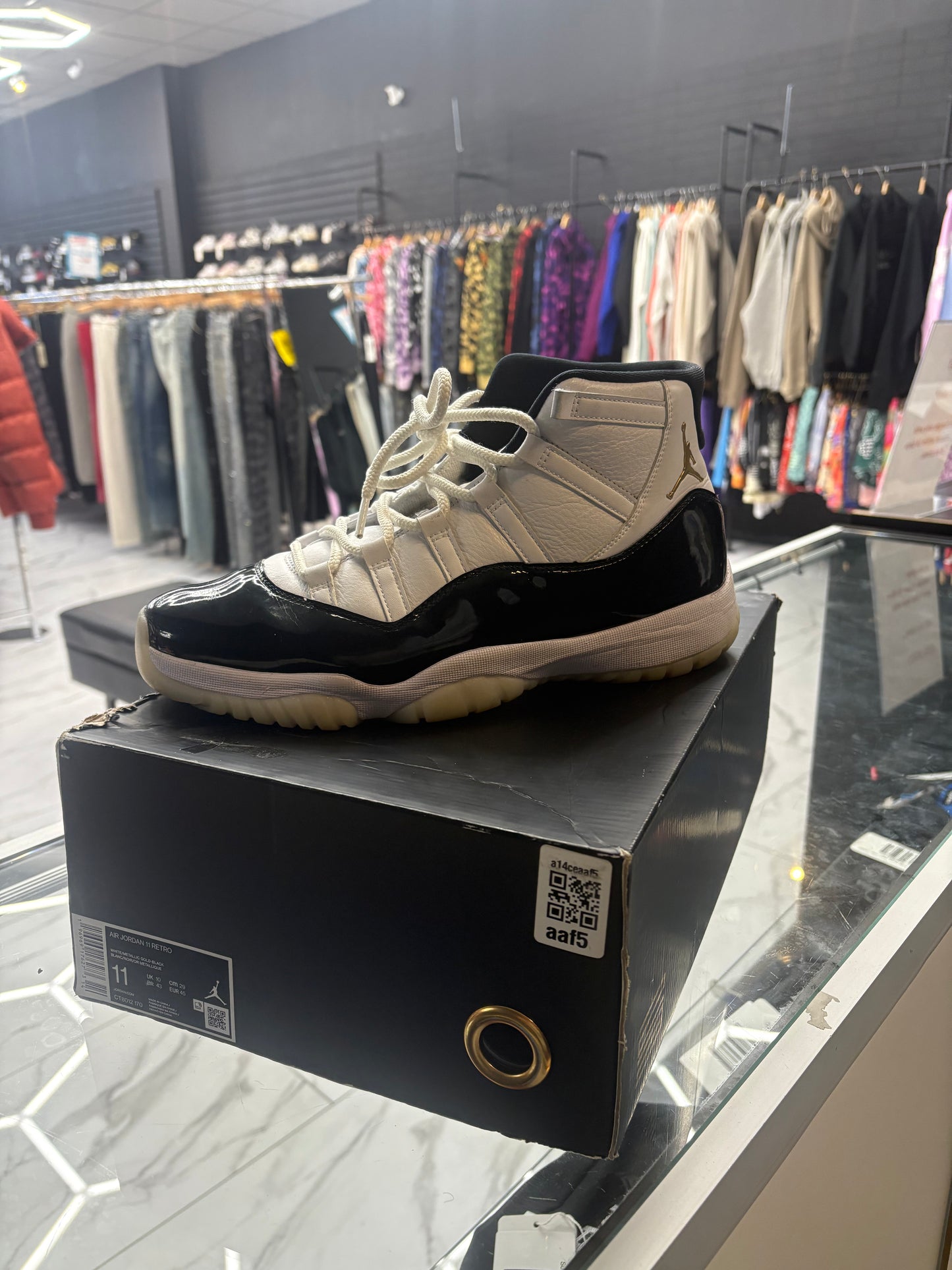 Jordan 11 ‘Gratitude’ USED W BOX