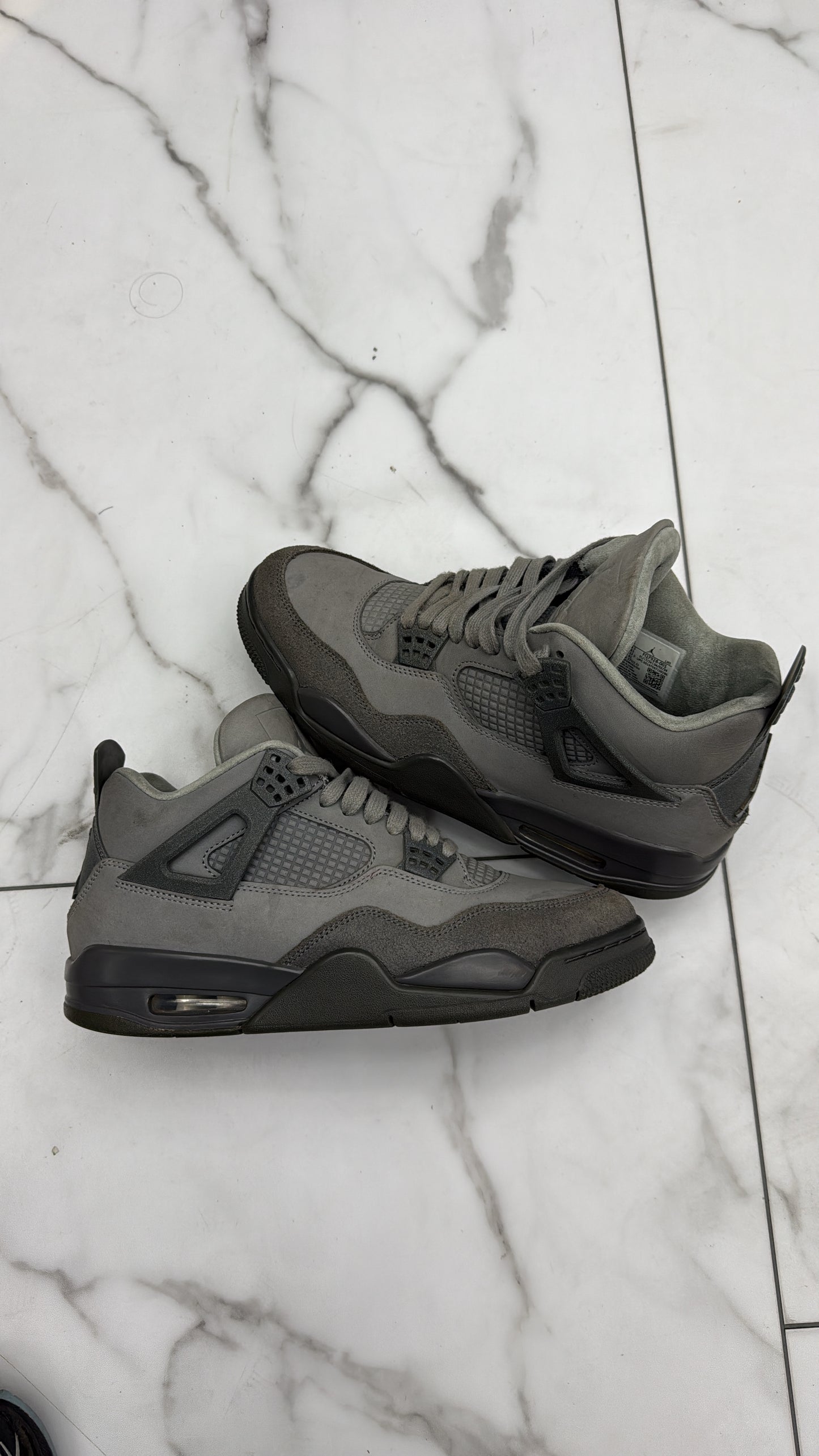 Jordan 4 wet cements (Used no box)