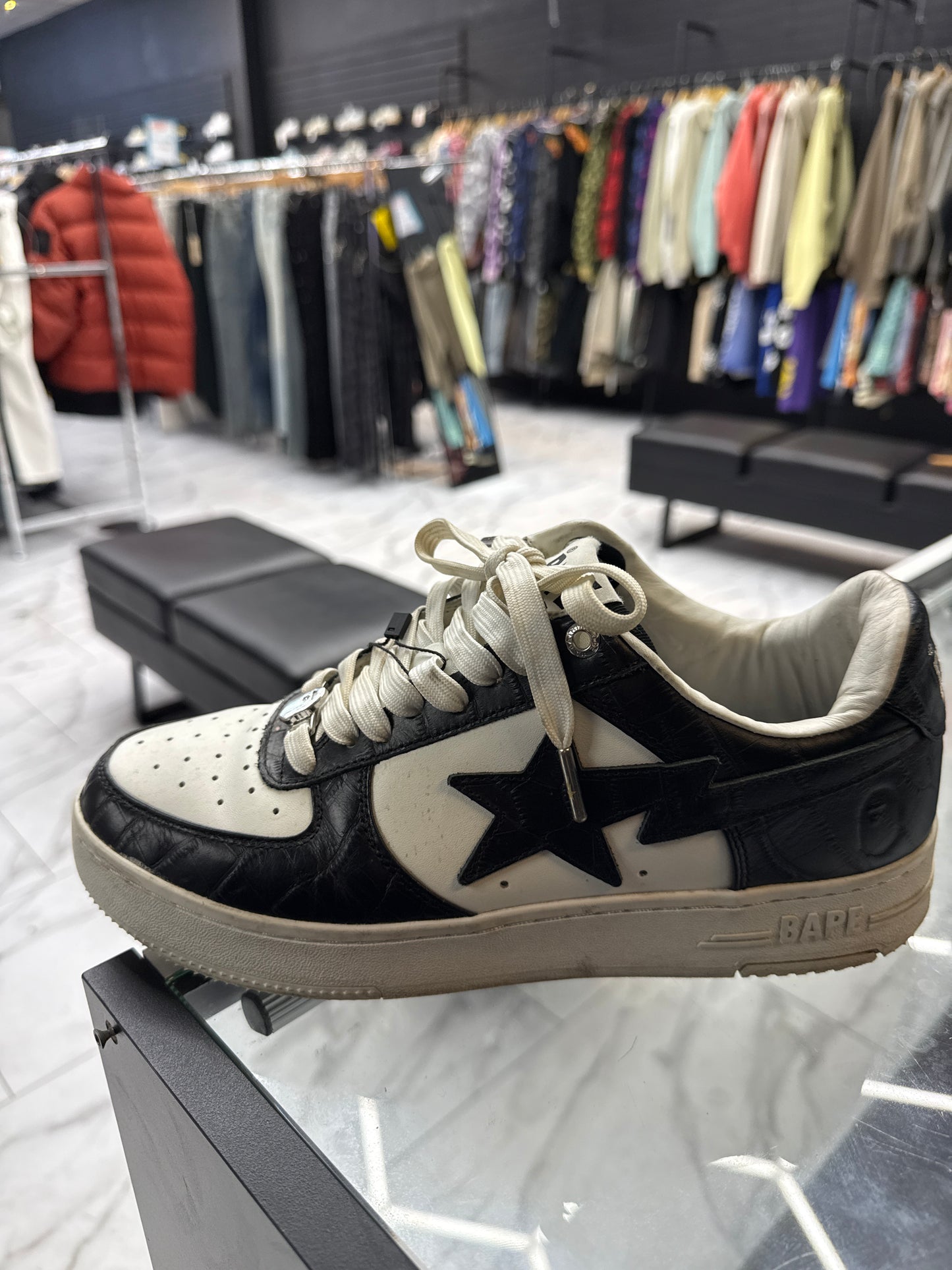 Bapesta Black White USED