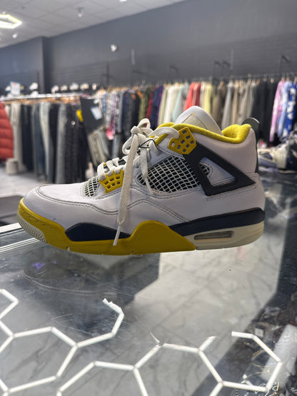 Air Jordan 4 “Vivid Sulfur” USED
