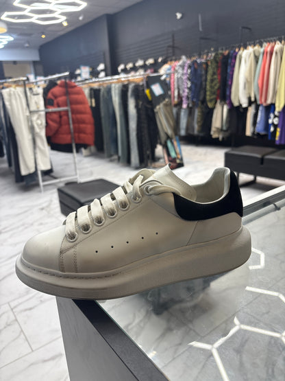 Alexander McQueen low tops white and black USED with no box