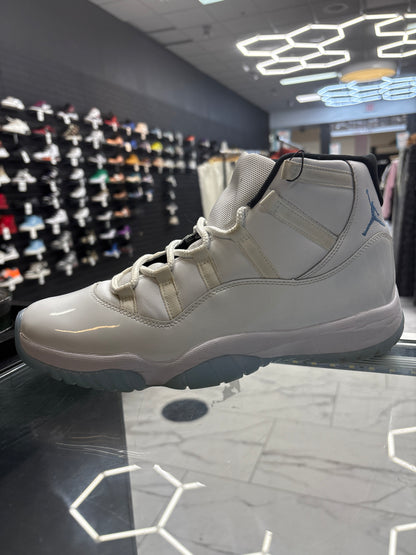 Jordan 11 Legend Blue USED WITH BOX