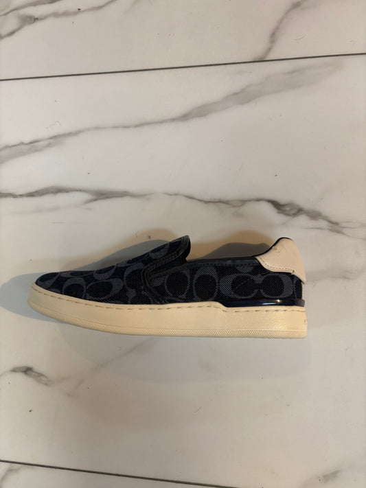 Coach slip on no box