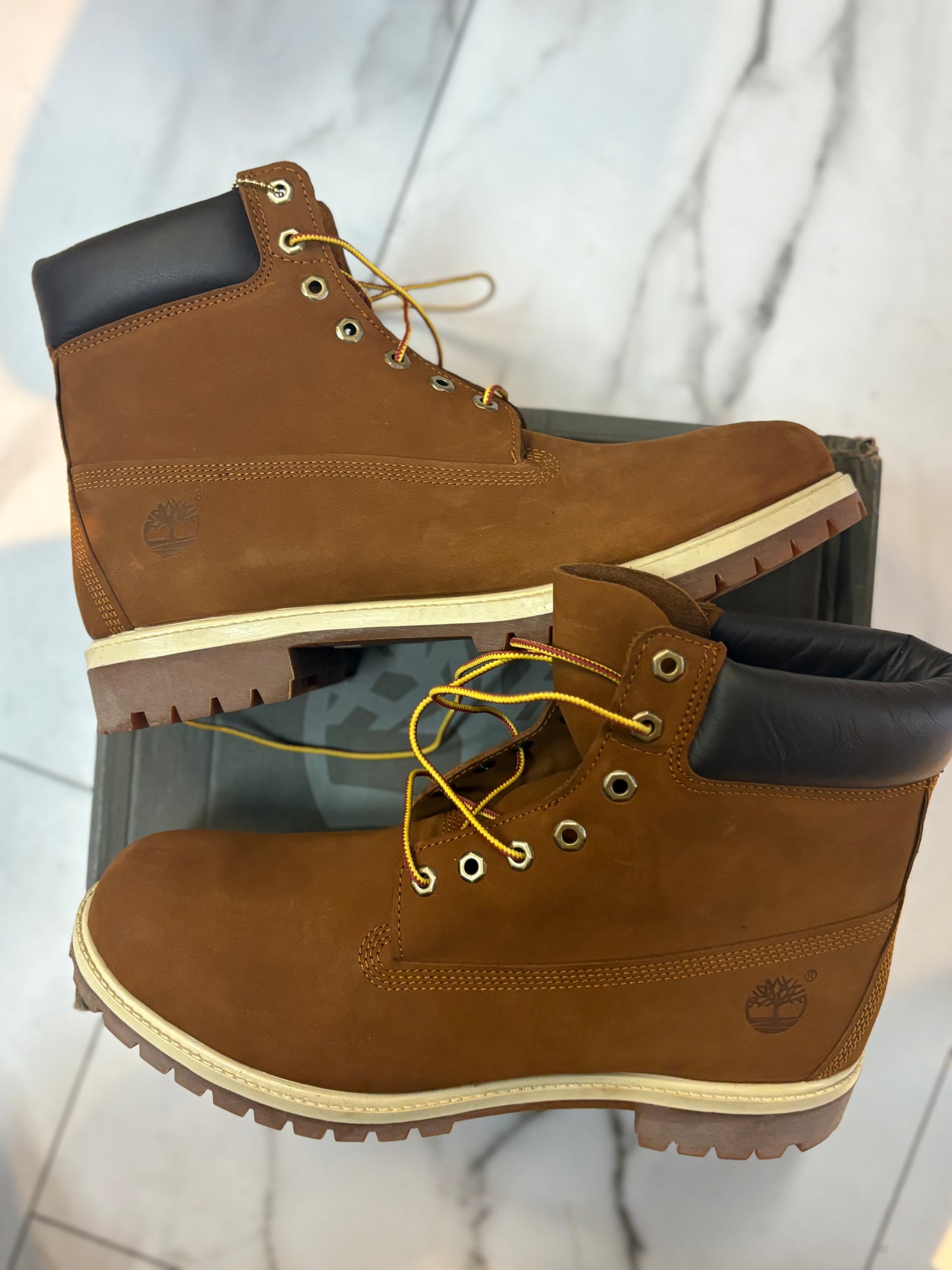 Timberland brown w box