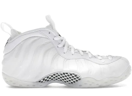 Nike Air Foamposite One Triple White USED